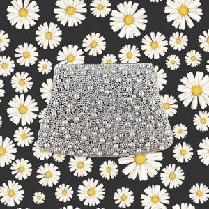 NWT 90’s Vintage La Regal Pearl Beaded Evening Bag